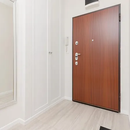 Apartment Quiet Park Edwarda Szymanskiego By Renters Warsaw