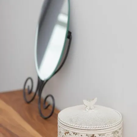 Quiet Park Edwarda Szymanskiego By Renters 바르샤바