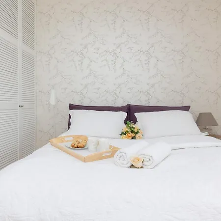 Quiet Park Edwarda Szymanskiego By Renters Appartement *