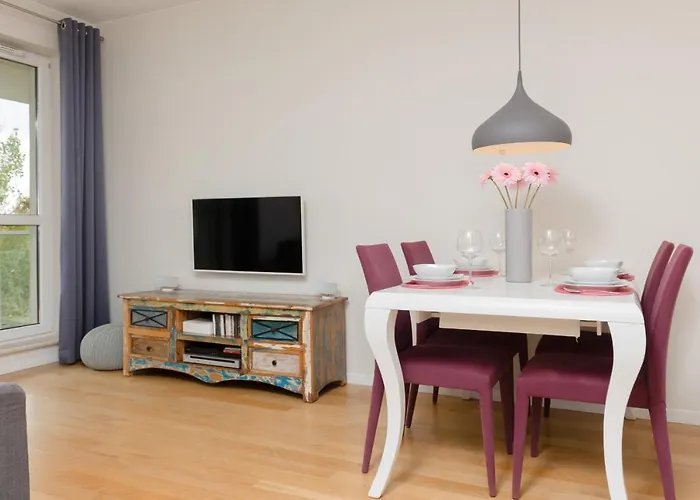 Quiet Park Edwarda Szymanskiego By Renters