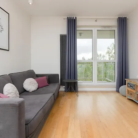 Quiet Park Edwarda Szymanskiego By Renters Apartamento