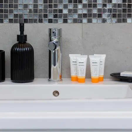 Apartment Quiet Park Edwarda Szymanskiego By Renters *