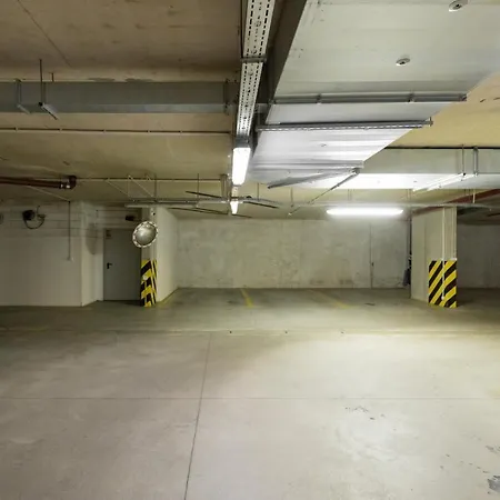 Quiet Park Edwarda Szymanskiego By Renters Apartment