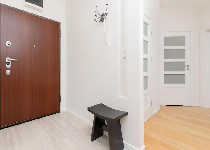 Quiet Park Edwarda Szymanskiego By Renters