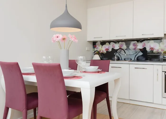 Quiet Park Edwarda Szymanskiego By Renters Warszawa